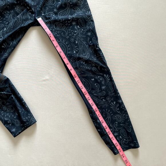 Sweaty Betty Leggings Womens Medium Blue Zero Gravity Paisley Activewear Running - Picture 9 of 9